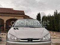 Usado Peugeot 206 GTi 138 CV (101 kW) 2000 Gris / plata Berlina
