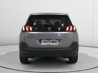 Usado Peugeot 5008 Active 132 CV (97 kW) 2024 Gris SUV