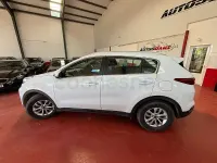 Usado Kia Sportage 115 CV (84 kW) 2022 Blanco SUV