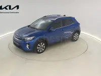 Usado Kia Stonic 100 CV (73 kW) 2024 Azul SUV