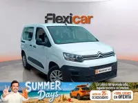 Usado Citroën Berlingo Feel 102 CV (75 kW) 2023 Blanco Monovolumen