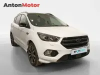 Usado Ford Kuga ST-Line 150 CV (110 kW) 2019 Blanco SUV
