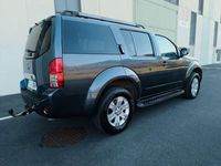 usado Nissan Pathfinder 2.5dCi SE Aut.