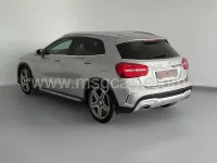 Usado Mercedes GLA200 AMG line 136 CV (100 kW) 2017 Gris / plata SUV