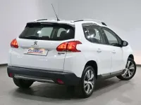 Usado Peugeot 2008 Allure 92 CV (67 kW) 2013 Blanco SUV