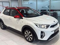 Usado Kia Stonic 100 CV (73 kW) 2021 Blanco SUV