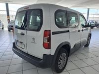 Usado Peugeot Rifter Active 100 CV (73 kW) 2023 Otro Monovolumen