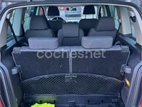 Usado VW Touran 105 CV (77 kW) 2006 Gris / plata Monovolumen
