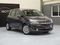 Usado Opel Meriva Selective 101 CV (74 kW) 2014 Gris / plata Monovolumen