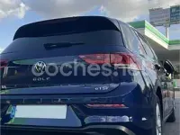 Usado VW Golf VIII 110 CV (80 kW) 2021 Azul Berlina