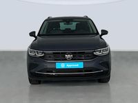 Usado VW Tiguan Life 150 CV (110 kW) 2024 Gris SUV