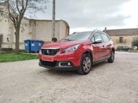 Usado Peugeot 2008 Allure 100 CV (73 kW) 2017 Rojo SUV