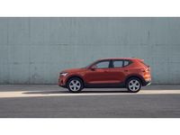 Usado Volvo XC40 Core 163 CV (119 kW) 2024 Rojo SUV