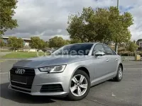 Usado Audi A4 150 CV (110 kW) 2017 Gris / plata Berlina
