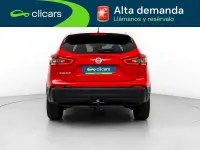 Begagnad Nissan Qashqai Acenta 140 HK (102 kW) 2019 Röd SUV