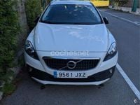 Usado Volvo V40 CC Momentum 150 CV (110 kW) 2017 Blanco Familiar