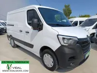 Usado Renault Master 135 CV (99 kW) 2023 Blanco Monovolumen