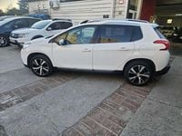 Usado Peugeot 2008 Allure 120 CV (88 kW) 2014 Blanco SUV
