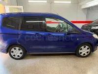 Usado Ford Tourneo Courier Trend 75 CV (55 kW) 2015 Azul Monovolumen