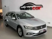 Usado VW Passat Business 122 CV (89 kW) 2023 Plateado Familiar