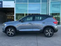 Usado Volvo XC40 R-Design 150 CV (110 kW) 2020 Gris / plata SUV