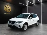 Usado Seat Arona Style Plus 110 CV (80 kW) 2022 Blanco SUV