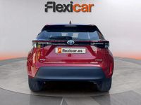 Usado Toyota Yaris Hybrid Active 116 CV (85 kW) 2024 Rojo