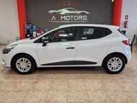 Usado Renault Clio IV Life 75 CV (55 kW) 2017 Blanco Berlina
