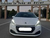 Usado Peugeot 208 Active 100 CV (73 kW) 2019 Blanco Utilitario