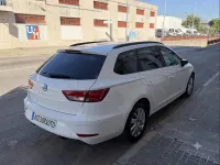 Usado Seat Leon Reference 115 CV (84 kW) 2019 Blanco Familiar