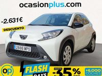 Usado Toyota Aygo Play 72 CV (52 kW) 2024 Blanco Utilitario