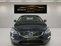 Usado Volvo V60 Summum 150 CV (110 kW) 2018 Azul Familiar