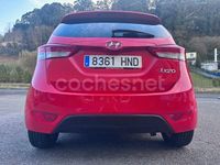 Usado Hyundai ix20 Comfort 115 CV (84 kW) 2012 Rojo Utilitario