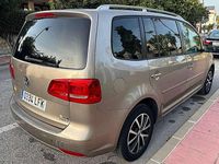 Usado VW Touran Advance 105 CV (77 kW) 2015 Beige Monovolumen