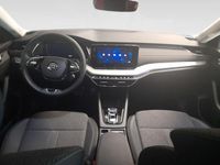 Usado Skoda Octavia Selection 204 CV (150 kW) 2024 Blanco Familiar