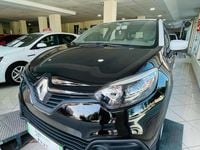 Usado Renault Captur Business 90 CV (66 kW) 2015 Negro y blanco SUV