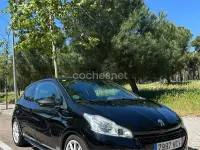 Usado Peugeot 208 GTi 200 CV (147 kW) 2014 Negro Utilitario