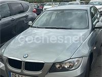 Usado BMW 318 143 CV (105 kW) 2006 Gris / plata Berlina