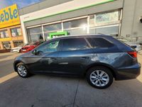 Usado Seat Leon Style 115 CV (84 kW) 2019 Gris Familiar