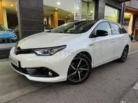 Usado Toyota Auris Hybrid Edition 136 CV (100 kW) 2018 Blanco Familiar