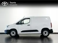 Käytetty Toyota Proace 100 kW (136 HP) 2023 Valkoinen Tila-auto