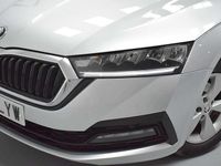Usado Skoda Octavia Ambition 116 HP (85 kW) 2022 Cinzento Citadino