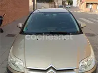 Usado Citroën C4 90 CV (66 kW) 2006 Beige Berlina