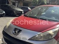 Usado Peugeot 207 75 CV (55 kW) 2007 Rojo Berlina