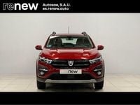 Usado Dacia Sandero Comfort 91 CV (66 kW) 2022 Rojo fusi?n Berlina