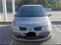 Usado Renault Scénic Dynamique 130 CV (95 kW) 2007 Beige Monovolumen