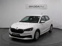 Usado Skoda Fabia Ambition 80 CV (58 kW) 2023 Blanco Utilitario