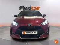 Usado Toyota Yaris Active 116 CV (85 kW) 2020 Rojo Utilitario