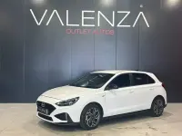 Usado Hyundai i30 N Line 96 CV (70 kW) 2025 Blanco Berlina
