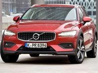 Usado Volvo V60 CC 197 CV (144 kW) 2021 Gris Familiar